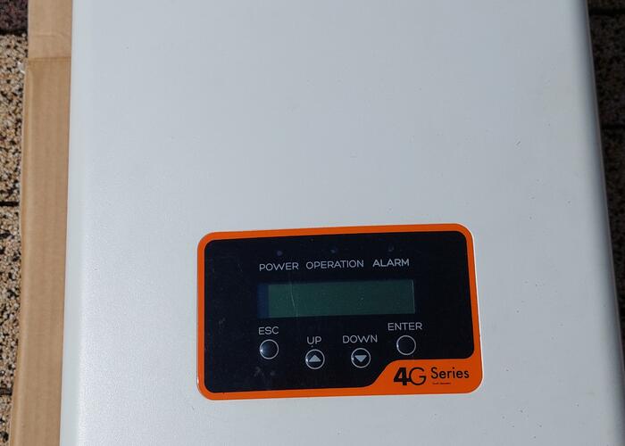 Grajewo ogłoszenia: Falownik 3 KW. Parametry na tablicy w załączonym zdjęciu.